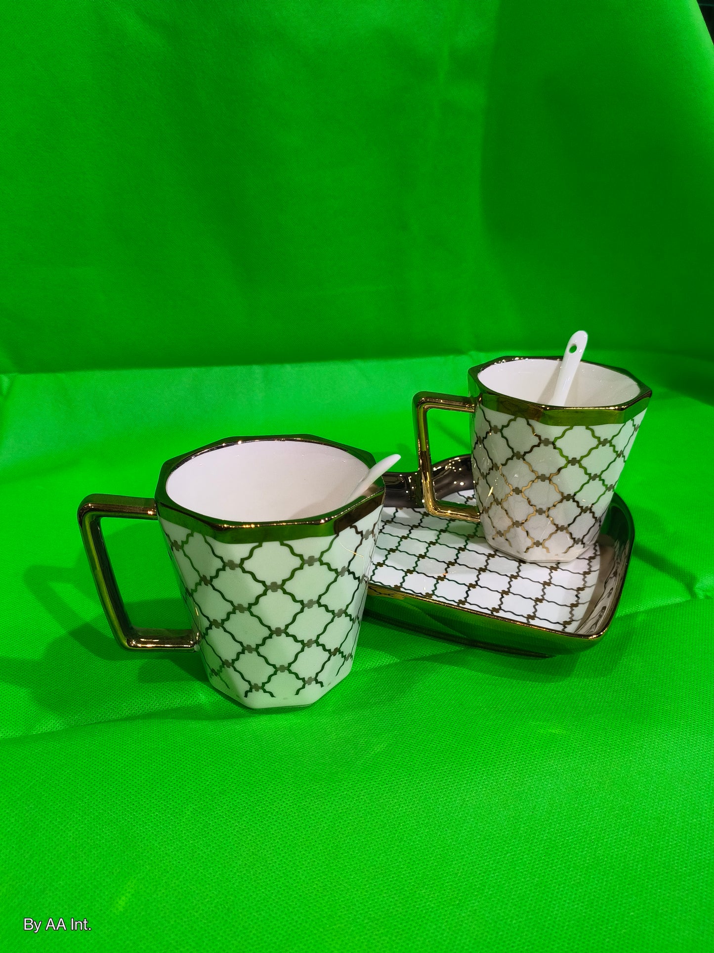 Ceramic Heart Shape Round 2 Coffee Mug with Tray